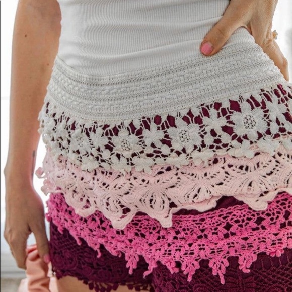 Ombre Lace Shorts NWT - Picture 4 of 6